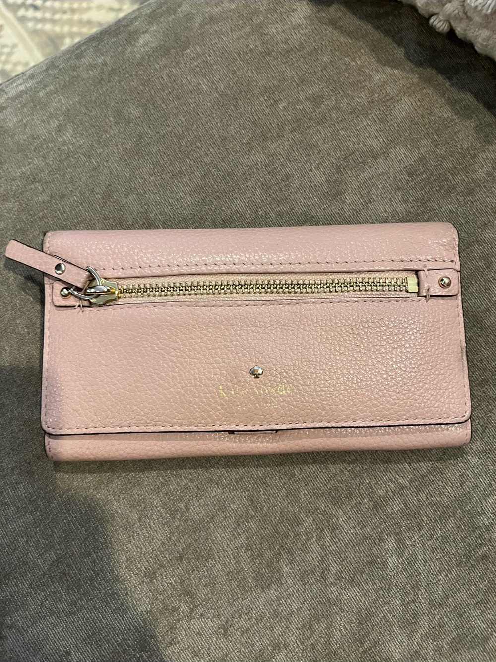 Vintage kate spade Pink Pebbled Leather Zip Wallet with Gold-Tone Accents